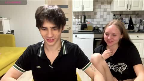 flowerscouple online show from 04.29.26