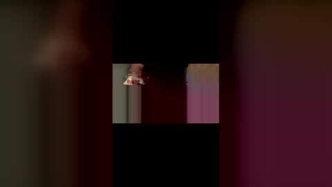 Snapshot of floxc chatting on 11.28.25 floxc online show from 11.28.25