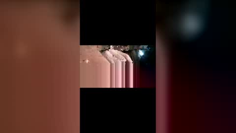 Snapshot of floxc chatting on 12.01.25 floxc online show from 12.01.25