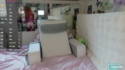 Snapshot of fluffy_rainbow_kity chatting on 06.14.26 Fluffy Kity online show from 06.14.26