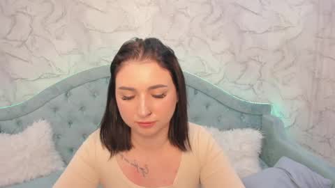 Lina online show from 04.21.26