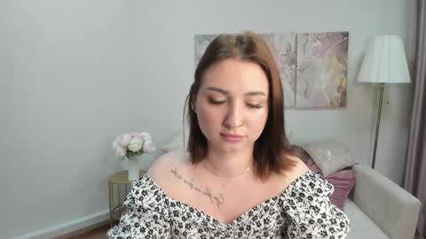 Lina online show from 06.04.26