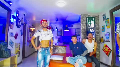 Snapshot of flyckers chatting on 12.15.24 flyckers online show from 12.15.24