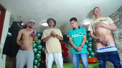 Snapshot of flyckers chatting on 02.22.25 flyckers online show from 02.22.25