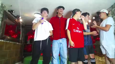 Snapshot of flyckers chatting on 02.27.25 flyckers online show from 02.27.25