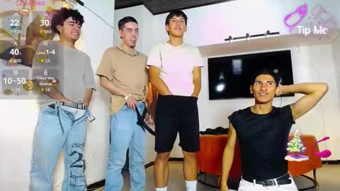 Snapshot of flyckers chatting on 11.29.25 flyckers online show from 11.29.25