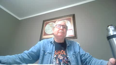 Snapshot of fmfsocal123 chatting on 12.04.24 fmfsocal123 online show from 12.04.24