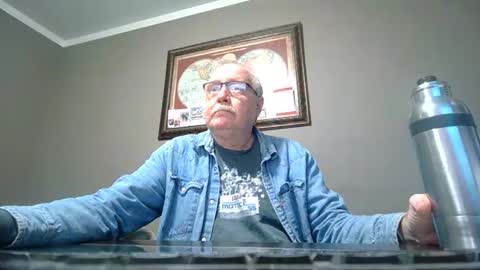 Snapshot of fmfsocal123 chatting on 12.28.24 fmfsocal123 online show from 12.28.24