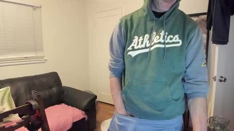 Snapshot of fngaymerguy chatting on 10.21.25 bulge vpl online show from 10.21.25