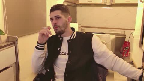 independent model online show from 02.22.26