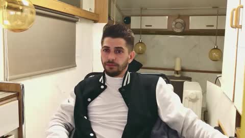 independent model online show from 03.11.26