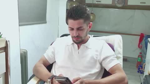 independent model online show from 06.04.26