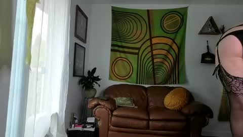 Snapshot of forestdarling chatting on 07.11.26 forestdarling online show from 07.11.26