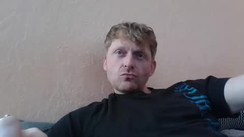 Snapshot of forgotten_lover chatting on 11.03.25 forgotten_lover online show from 11.03.25