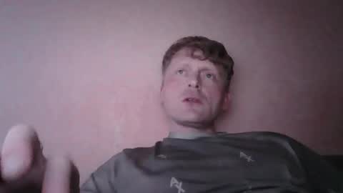 Snapshot of forgotten_lover chatting on 12.19.25 forgotten_lover online show from 12.19.25