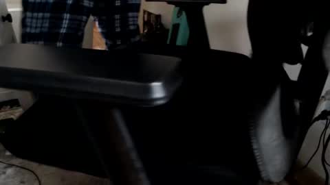 foster19422002 online show from 12.28.24