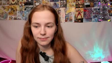 Snapshot of fox_lisaaa chatting on 10.08.25 Lisa online show from 10.08.25