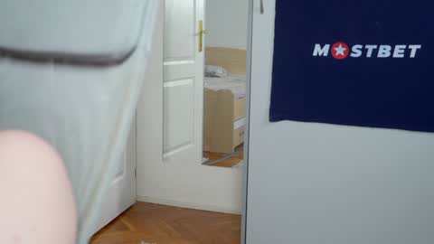 CUSTOM PHOTOS AND VIDEOS -  online show from 01.28.25