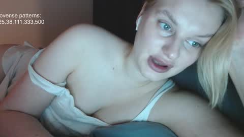 i am your baby Alien  online show from 11.23.25