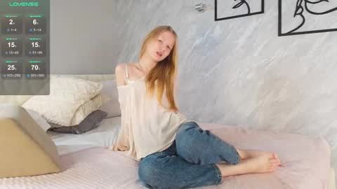 foxialee online show from 11.27.25