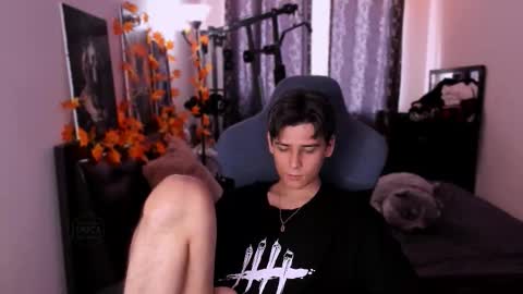 Foxicfu online show from 11.22.25