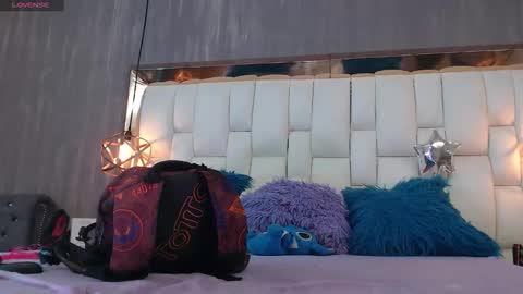 Foxxy  online show from 01.17.26