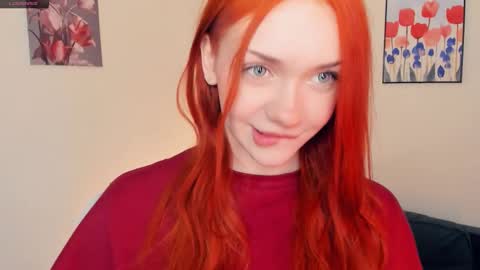 Snapshot of foxy_blush chatting on 12.02.25 Eva online show from 12.02.25