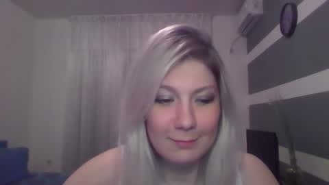 foxy_bright online show from 03.17.26