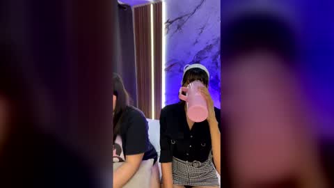 FOXY AND BUNNY online show from 04.21.26