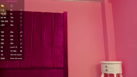 foxyhillx online show from 12.18.25