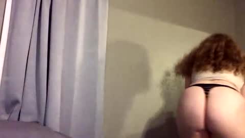 Snapshot of foxyred63 chatting on 06.15.26 foxyred63 online show from 06.15.26