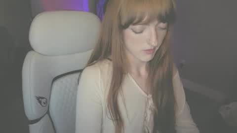 Snapshot of foxyredddd chatting on 06.09.26 beautiful blair online show from 06.09.26