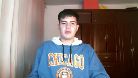 Snapshot of franccesco_699 chatting on 12.19.24 franccesco_699 online show from 12.19.24