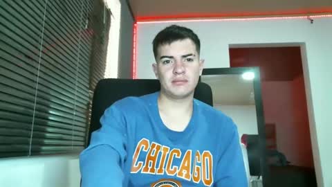 Snapshot of franccesco_699 chatting on 02.06.25 franccesco_699 online show from 02.06.25