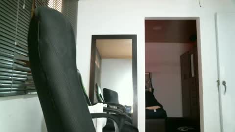 Snapshot of franccesco_699 chatting on 10.13.25 franccesco_699 online show from 10.13.25