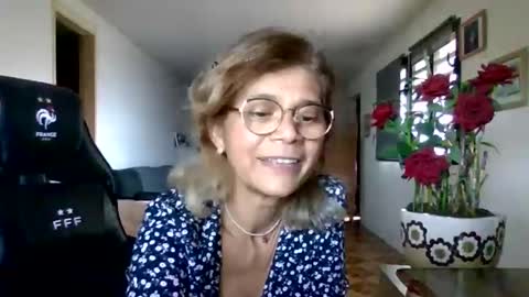Snapshot of francelune chatting on 09.17.25 francelune online show from 09.17.25