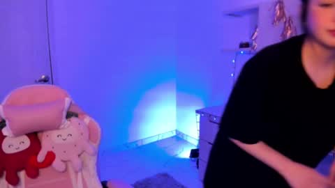 Snapshot of francesca_7 chatting on 12.21.24 francesca_7 online show from 12.21.24