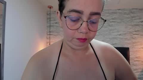 Snapshot of francesca_bbw chatting on 02.27.26 online show from 02.27.26