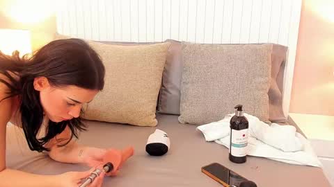 Snapshot of francesca_storm chatting on 01.09.25 francesca 3 online show from 01.09.25