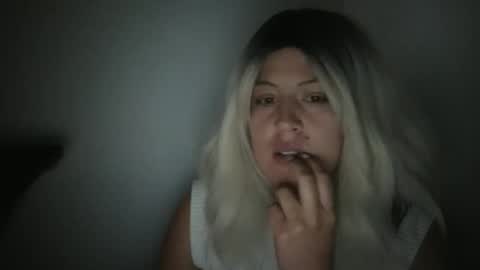 Snapshot of francescaasmith chatting on 10.17.25 Francesca online show from 10.17.25