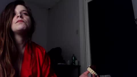 Snapshot of francescafey chatting on 02.18.26 francescafey online show from 02.18.26