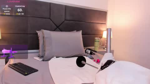 franceska_milf online show from 02.08.26