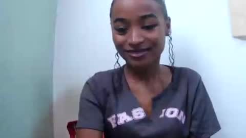 Snapshot of francine925426 chatting on 07.05.26 francine925426 online show from 07.05.26