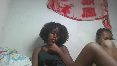 Snapshot of franckamby chatting on 12.02.25 franckamby online show from 12.02.25