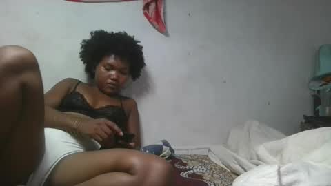 Snapshot of franckamby chatting on 12.04.25 franckamby online show from 12.04.25