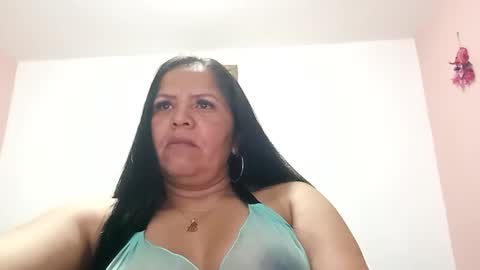 Snapshot of francy_froz chatting on 01.17.25 francy froz online show from 01.17.25