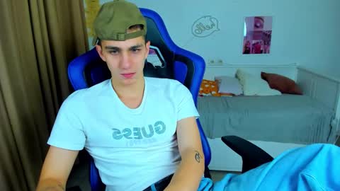 Frank online show from 10.31.25