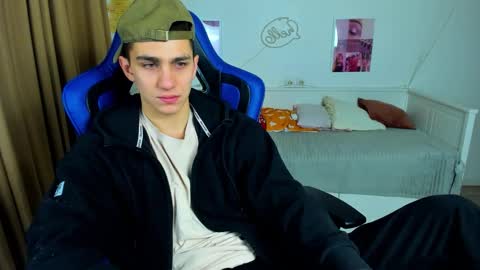 Frank online show from 11.08.25