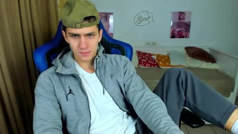 Frank online show from 11.26.25