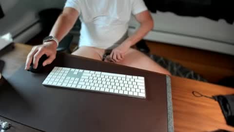 Snapshot of frankfruter10 chatting on 06.23.26 hung4fun online show from 06.23.26